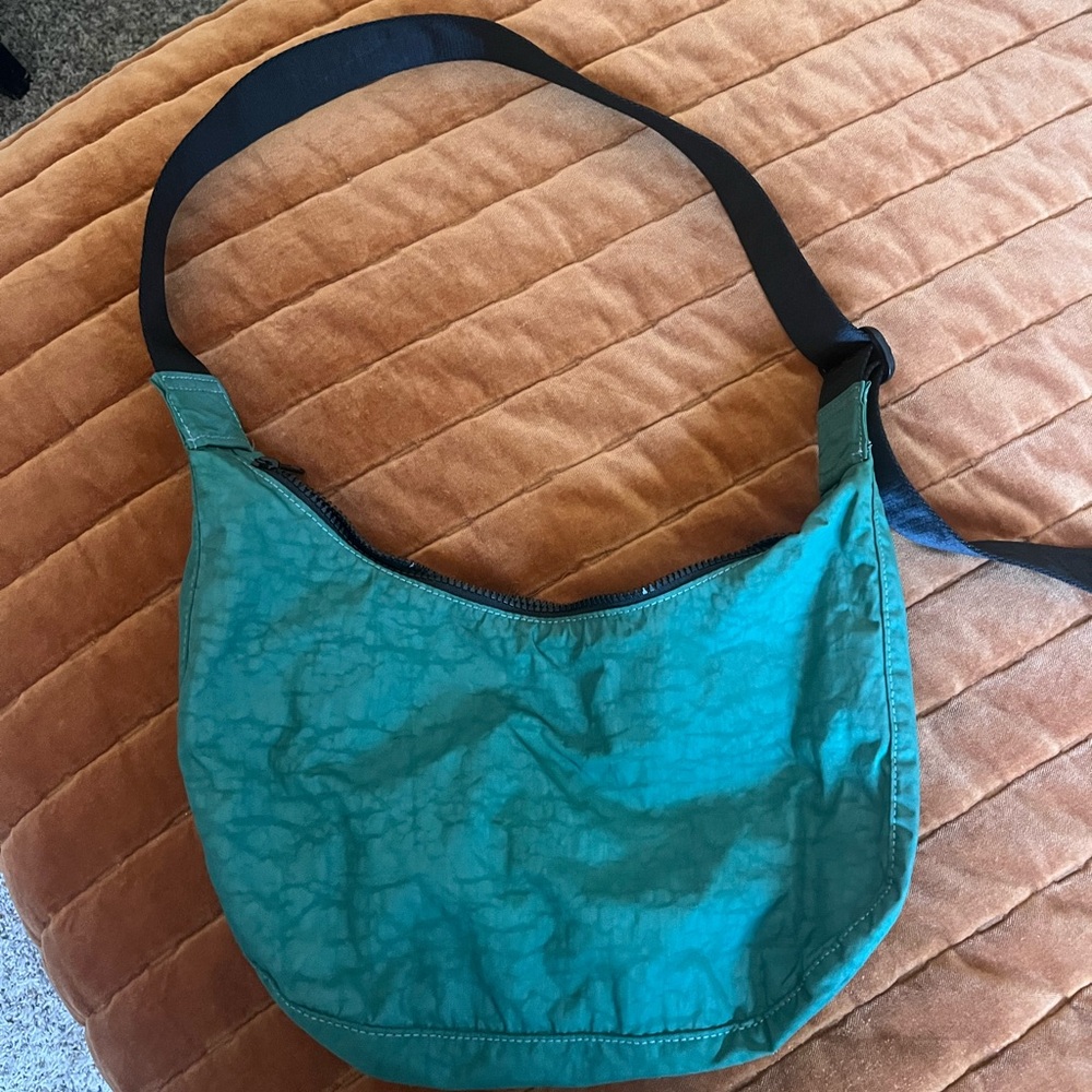 Baggu medium crescent
